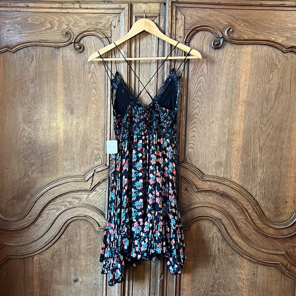 NEW Free People One Adella Printed Slip Mini Crochet Lace Dress - Picture 12 of 15